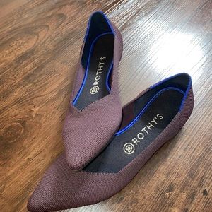 EUC Rothy’s Point size 9 in Port